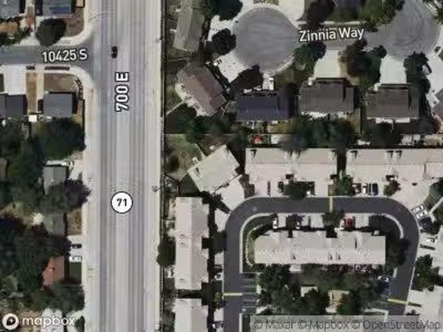 House for sale in Sandy