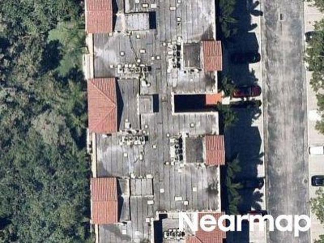 Condo for sale in Dania