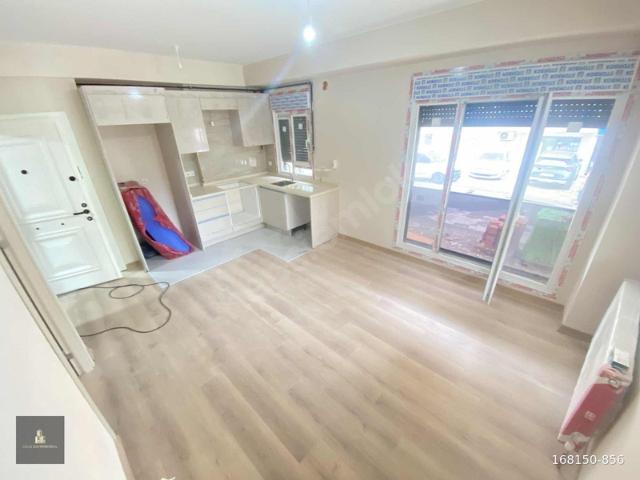 Küçükyalı, Maltepe içerisinde satılık mülk