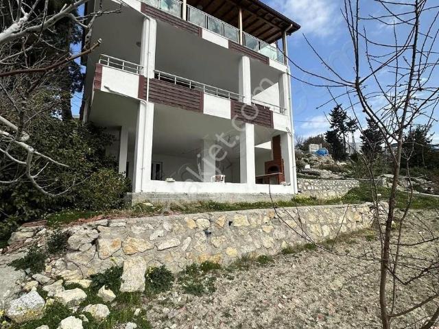 Samandağ içerisinde satılık Villa