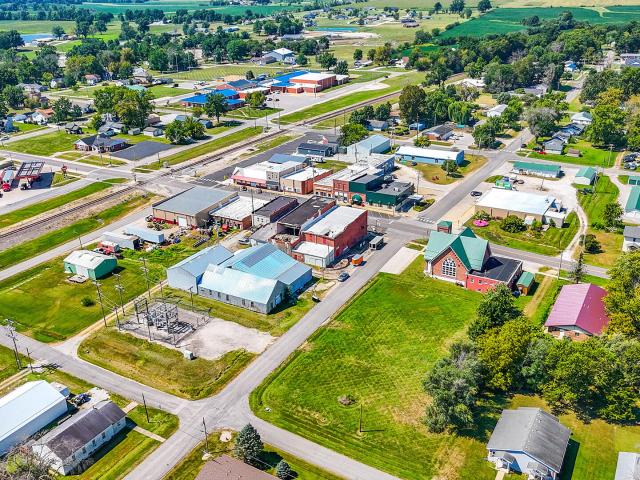 Land for sale in Sturgeon, Boone County