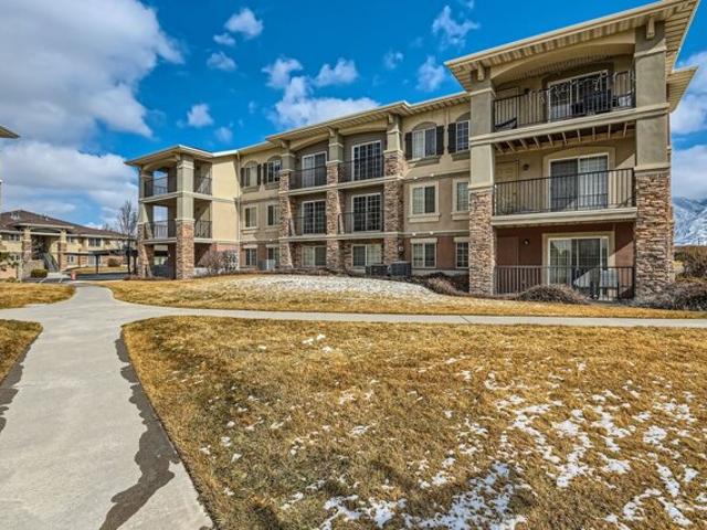 Condo for sale in Draper