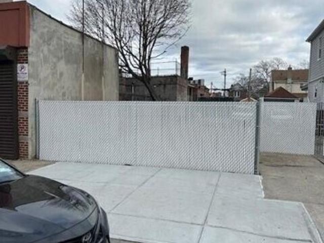 Land for sale in Arverne, New York