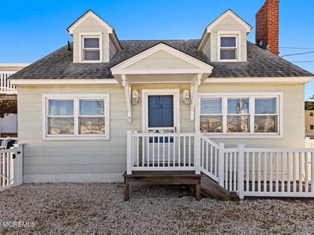 House for sale in Spray Beach, Long Beach Township