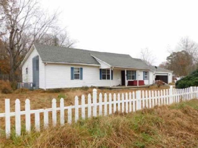 House for sale in Hickman, Kentucky