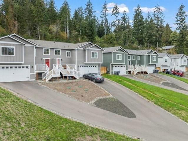 House for sale in Allyn, Washington