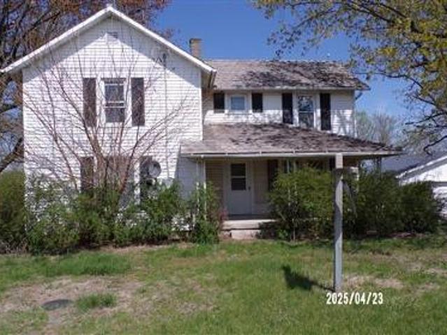 House for sale in Clyde House for sale in Clyde