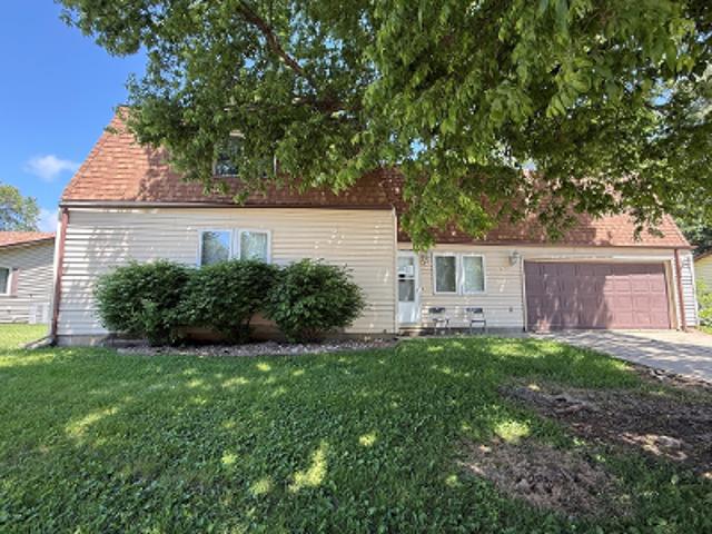 House for sale in Decatur, Illinois