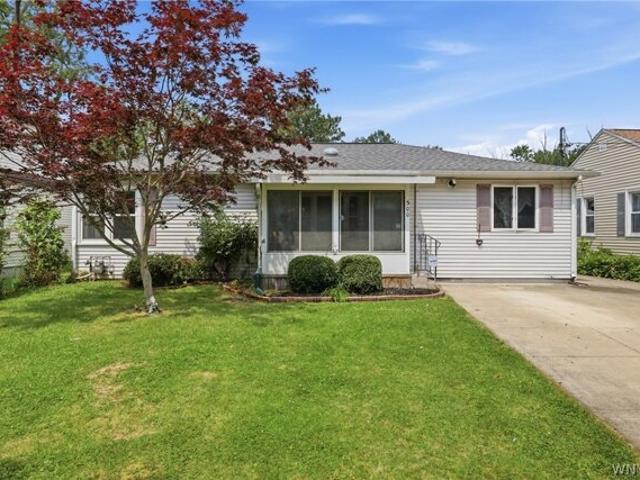House for sale in Niagara, New York
