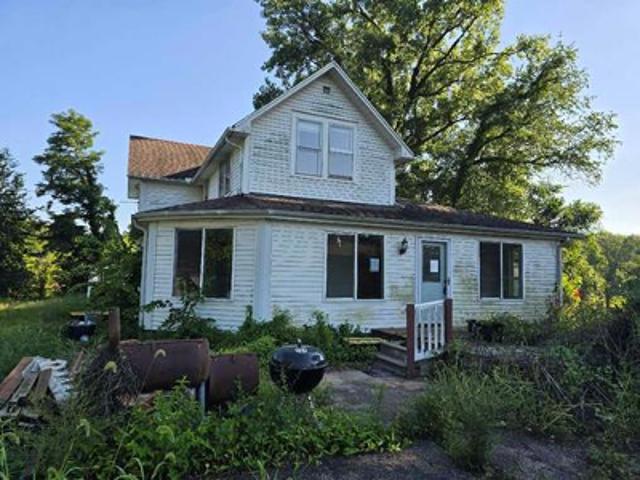 House for sale in Fulton, Illinois
