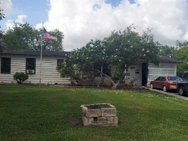 House for sale in Cameron, Texas