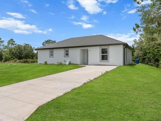 House for sale in Alva, Lehigh Acres