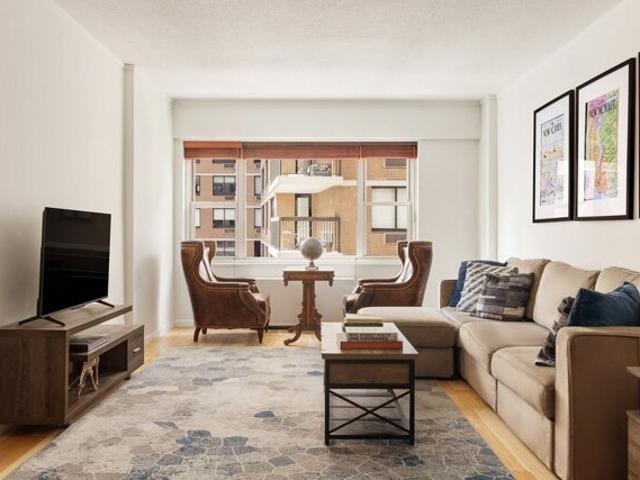 Condo for sale in Arverne, New York