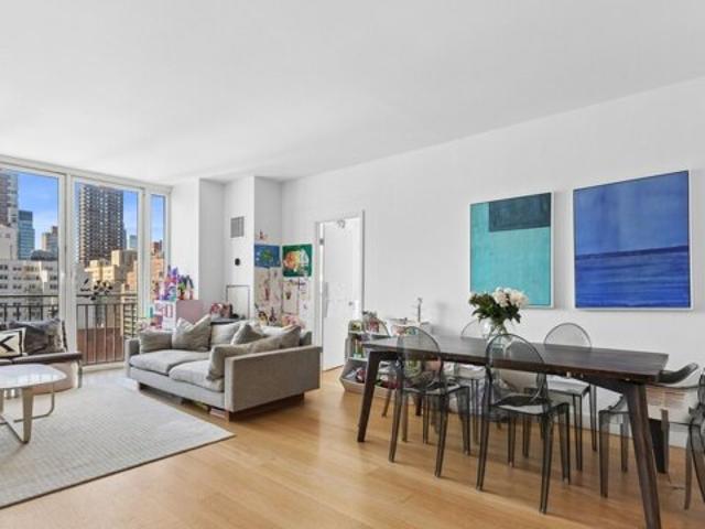 Condo for sale in Arverne, New York