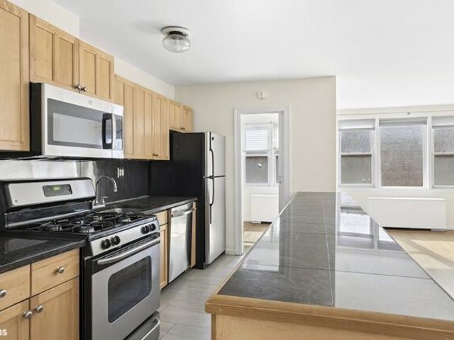 Condo for sale in Arverne, New York