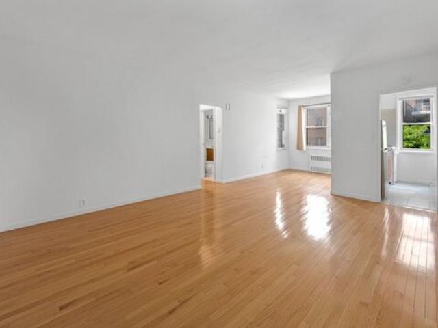 Condo for sale in Arverne, New York