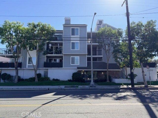 Condo for sale in Long Beach, California