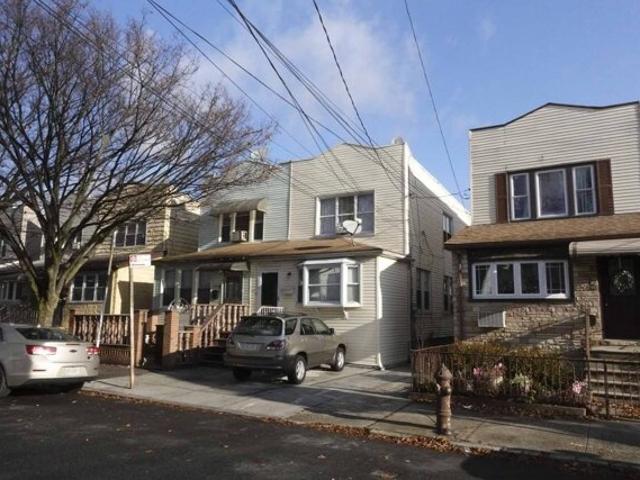 House for sale in Brooklyn