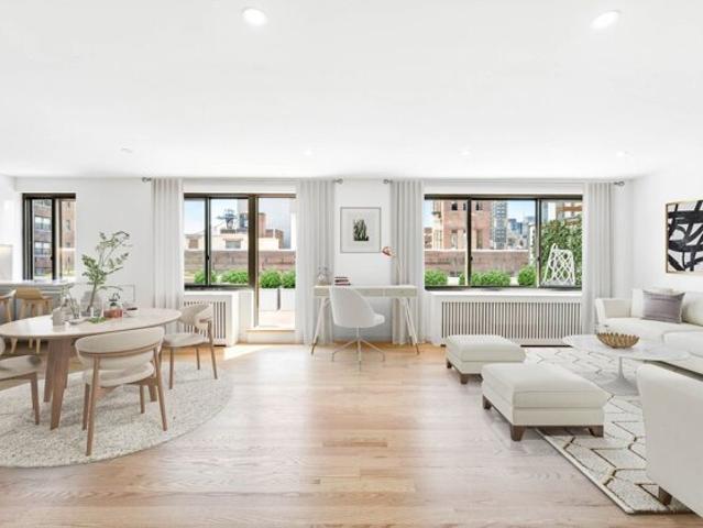 Apartment for sale in Manhattan, Arverne