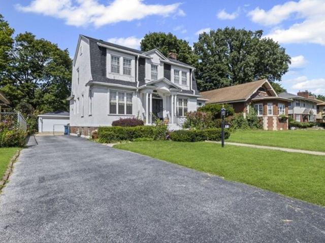 House for sale in Harvey, Illinois