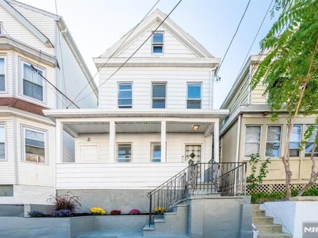 House for sale in Passaic, New Jersey