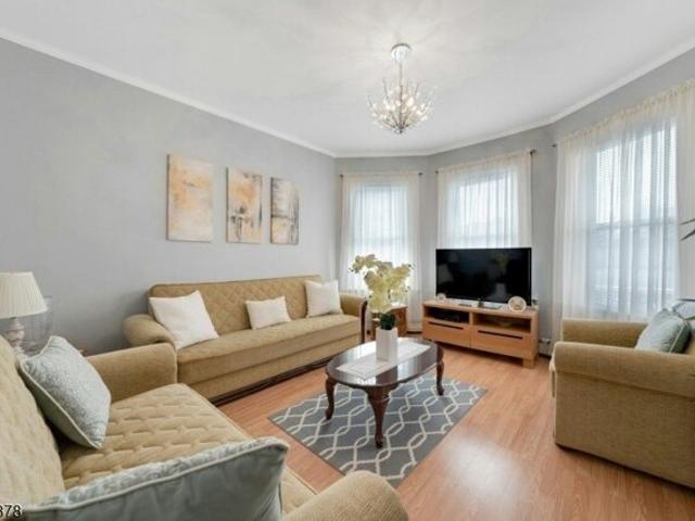 House for sale in Passaic, New Jersey