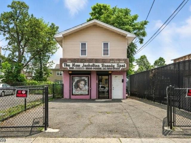 House for sale in Paterson