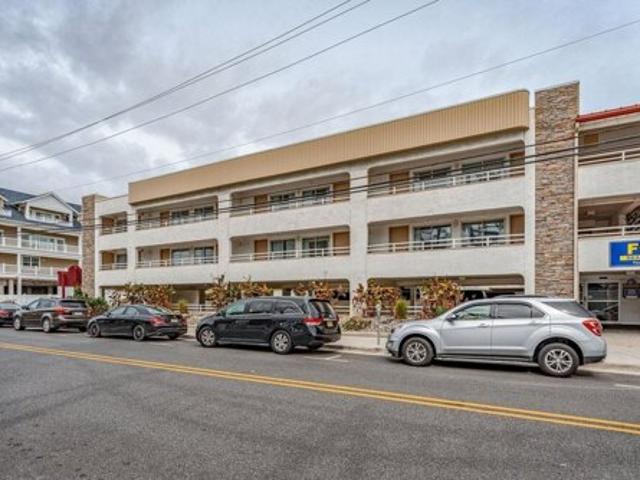 Condo for sale in Ocean City