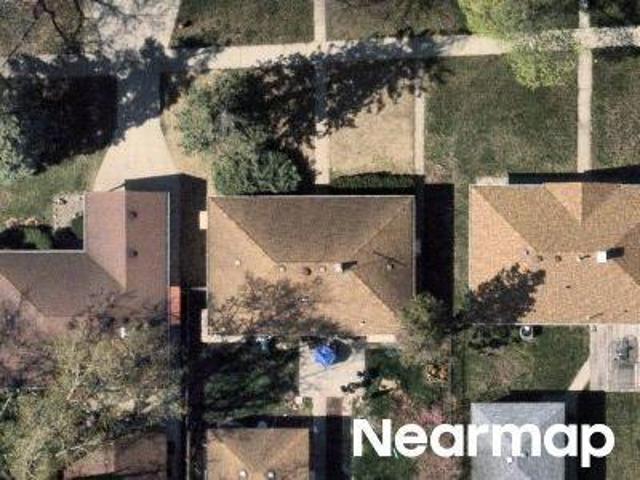 House for sale in Des Plaines, Illinois