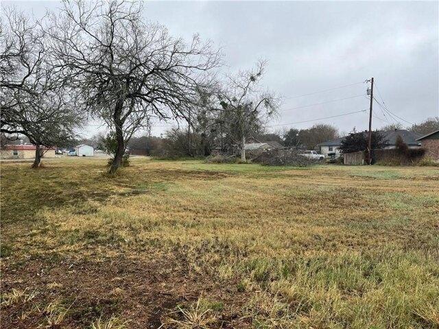 Land for sale in Beeville