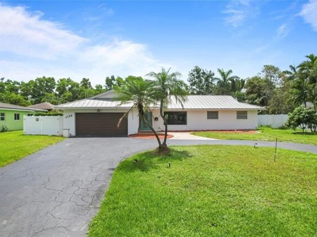 House for sale in Plantation House for sale in Plantation