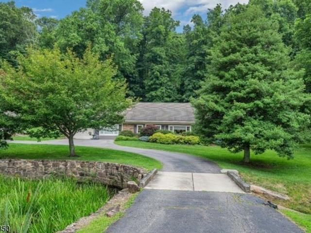 House for sale in Port Murray, New Jersey