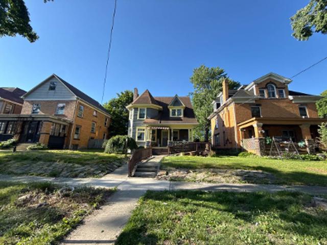 House for sale in New Castle, Pennsylvania