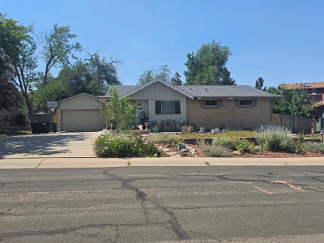 House for sale in Arapahoe, Colorado