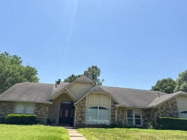 House for sale in Broken Arrow, Oklahoma