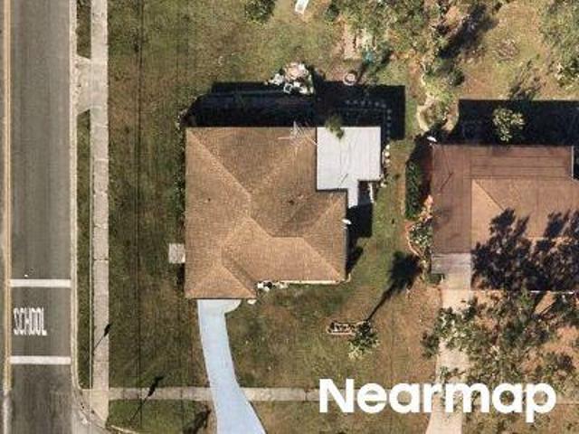 House for sale in Avon Park