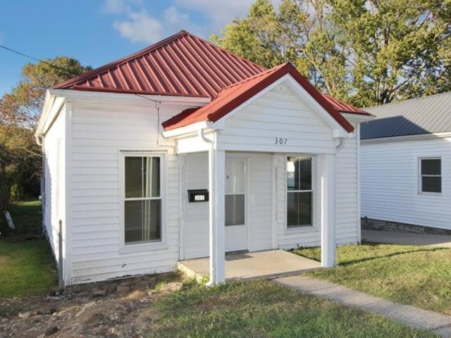 House for sale in Lawrenceburg, Kentucky