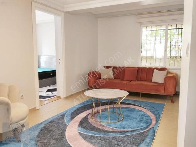 İnönü Mahallesi, Ataşehir içerisinde kiralık mülk