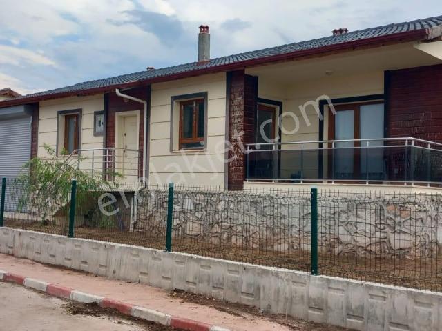 Tefenni, Burdur içerisinde satılık Villa
