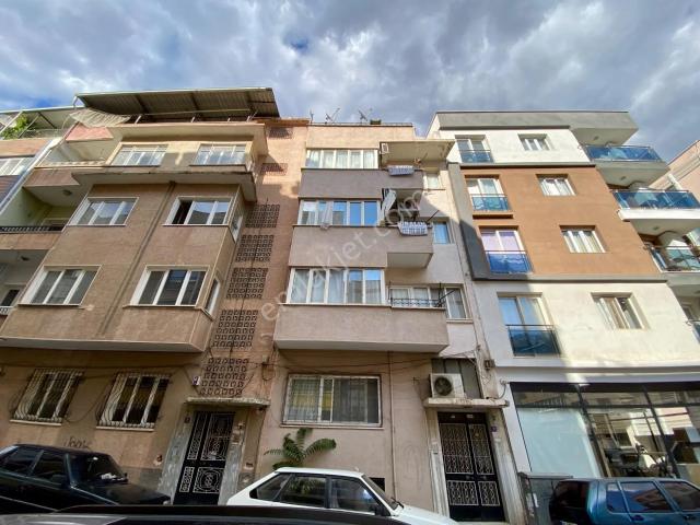 Cuma Mahallesi, Efeler içerisinde kiralık mülk