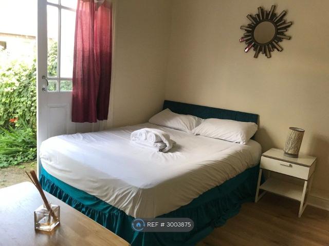 Studio for rent in Harringay, Greater London