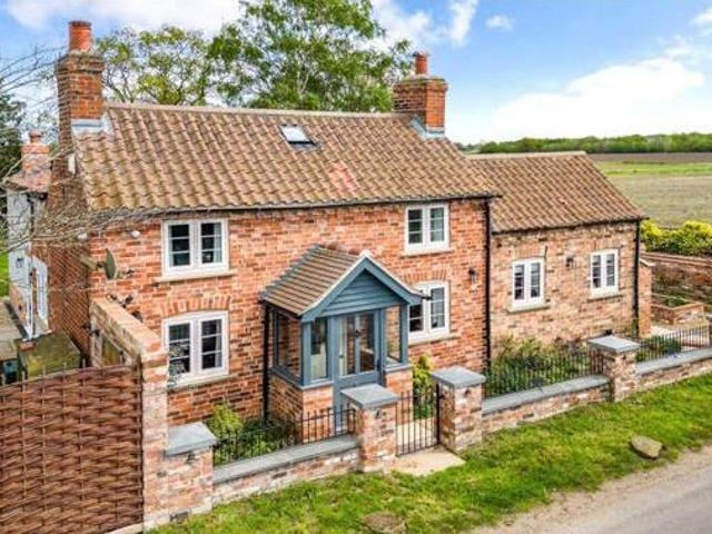 House for sale in Brayford, Lincolnshire