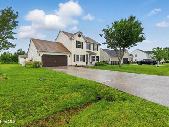 House for sale in Moyock