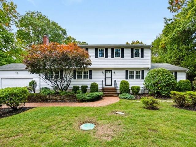 House for sale in Sharon, Norfolk County