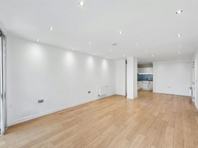 Apartment for rent in Hale Village, Tottenham Hale