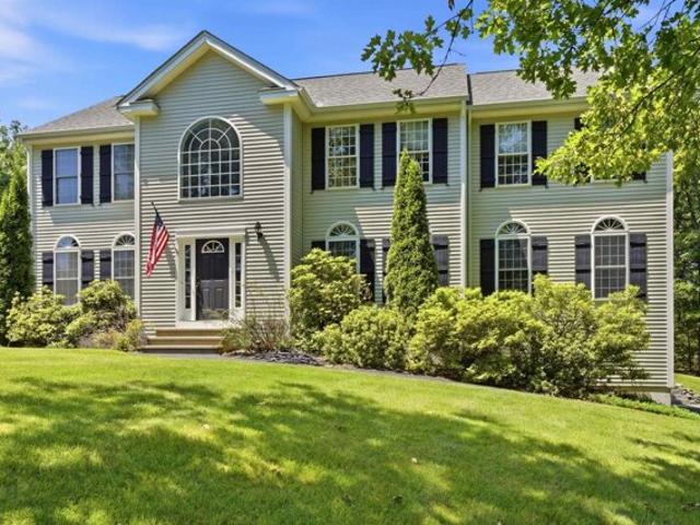 House for sale in New Hampshire