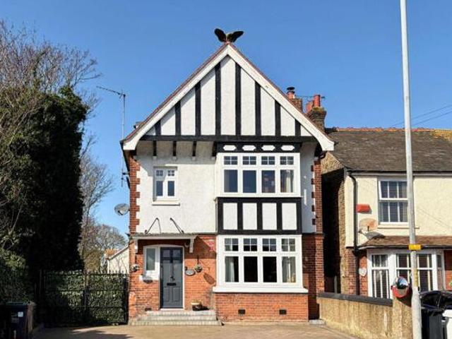 House for sale in Acol, Kent