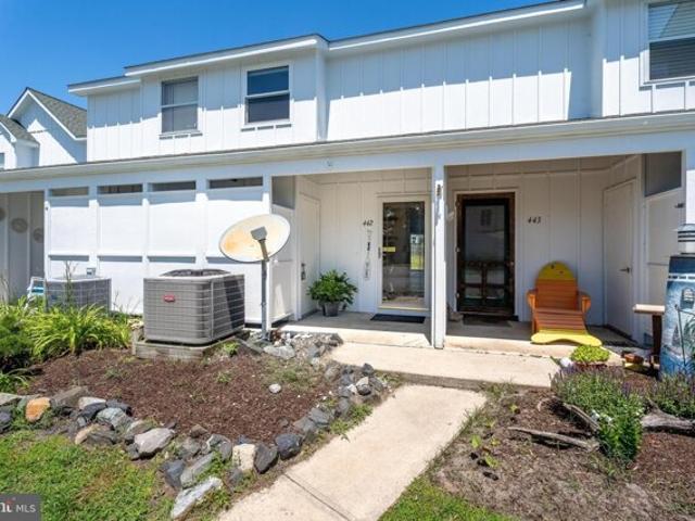 Condo for sale in Selbyville