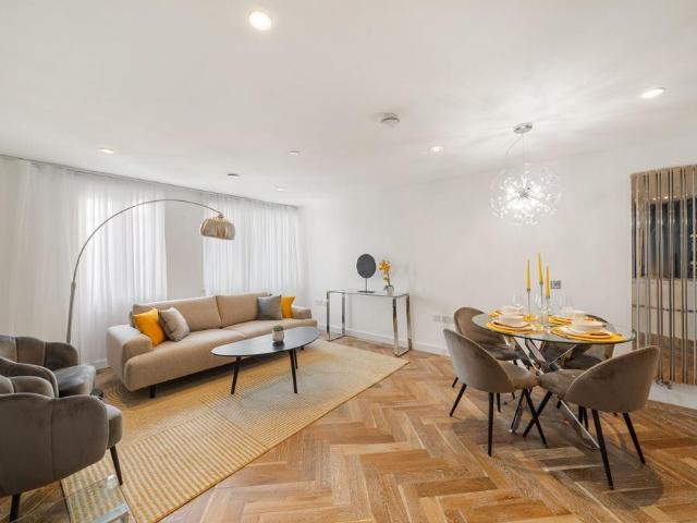 House for rent in Finsbury, Greater London