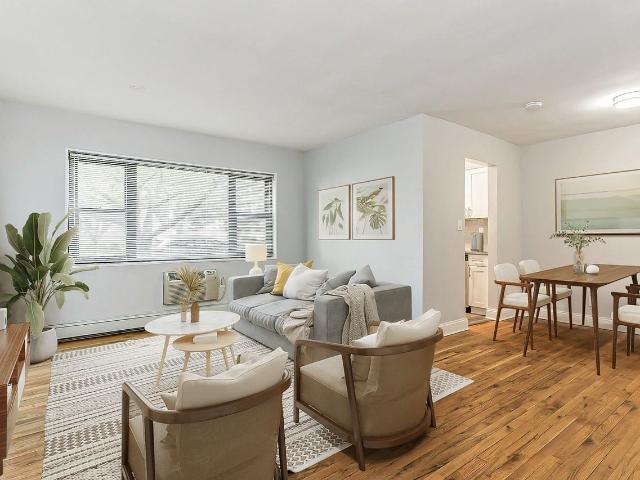 Apartment for rent in Hicksville